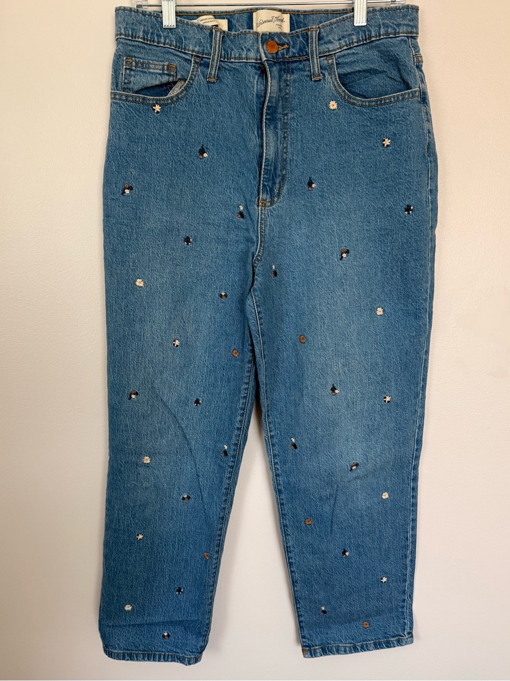 Universal Thread Embroidered Floral High-Rise Jeans